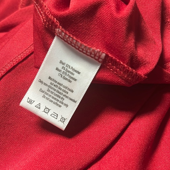 Alo Yoga Women Red Coolfit V-Neck Mesh Racerback Tank Top Large workout L - Picture 5 of 5